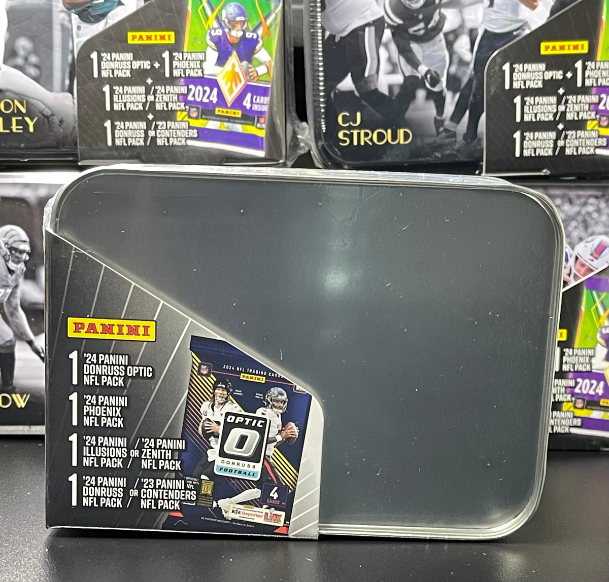 Micah Parsons '25 NFL MJ Holding TIN (Includes 2023-24 Panini Packs)
